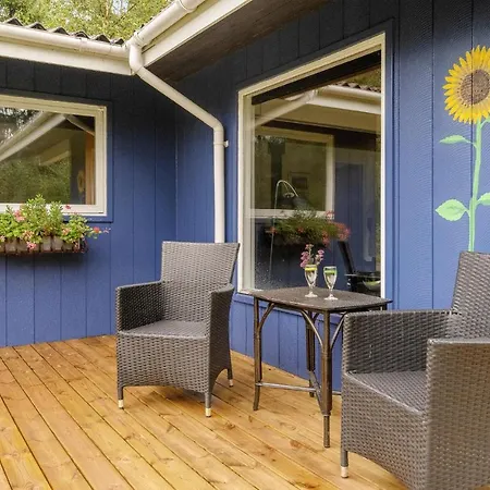 Dom wakacyjny Two-bedroom In