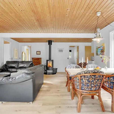 Cozy In With Kitchen Holiday home Herning
